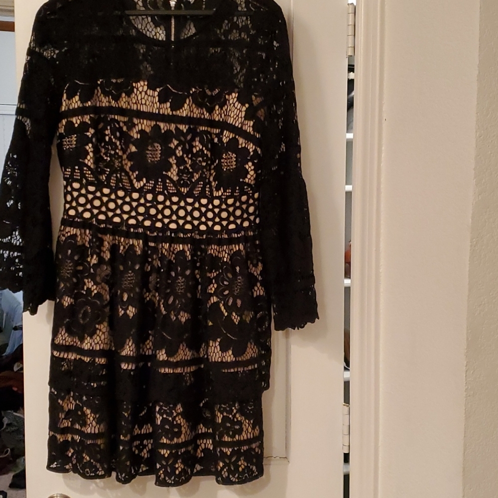 Black lace mini dress Kensie